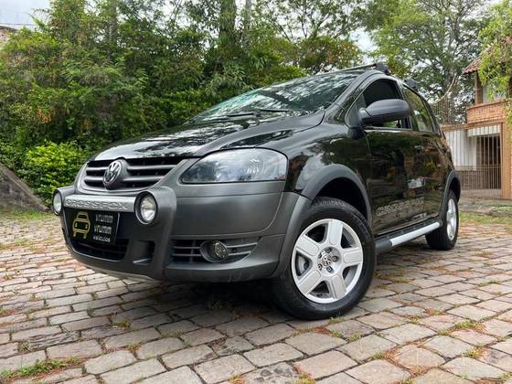 VOLKSWAGEN CROSSFOX 1.6 MI FLEX 8V 4P MANUAL